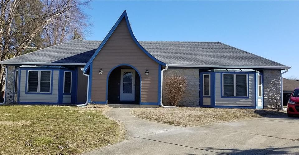 1st image of 743 Royal Troon Ct