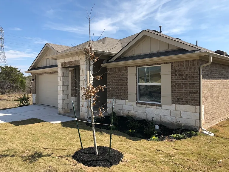 3504 Blazeby Dr — Photo 1