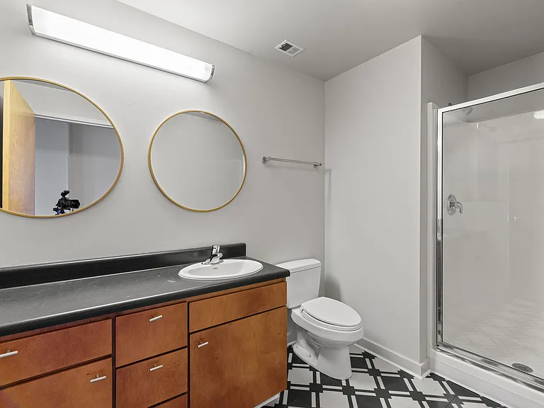 1006 Olive St #602 — Photo 8