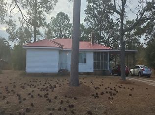 142 Lake Luck Dr, Swainsboro, GA 30401