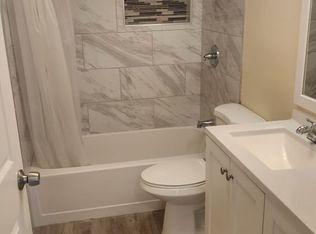 1043 W 107th St #1, Los Angeles, CA 90044