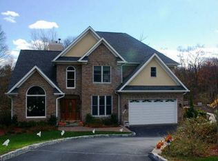 33 Somers Hills Rd, Carmel, NY 10512