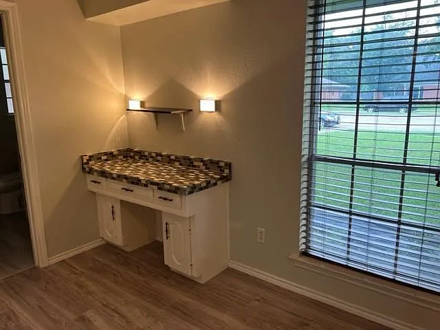507 S Grove Rd — Photo 17