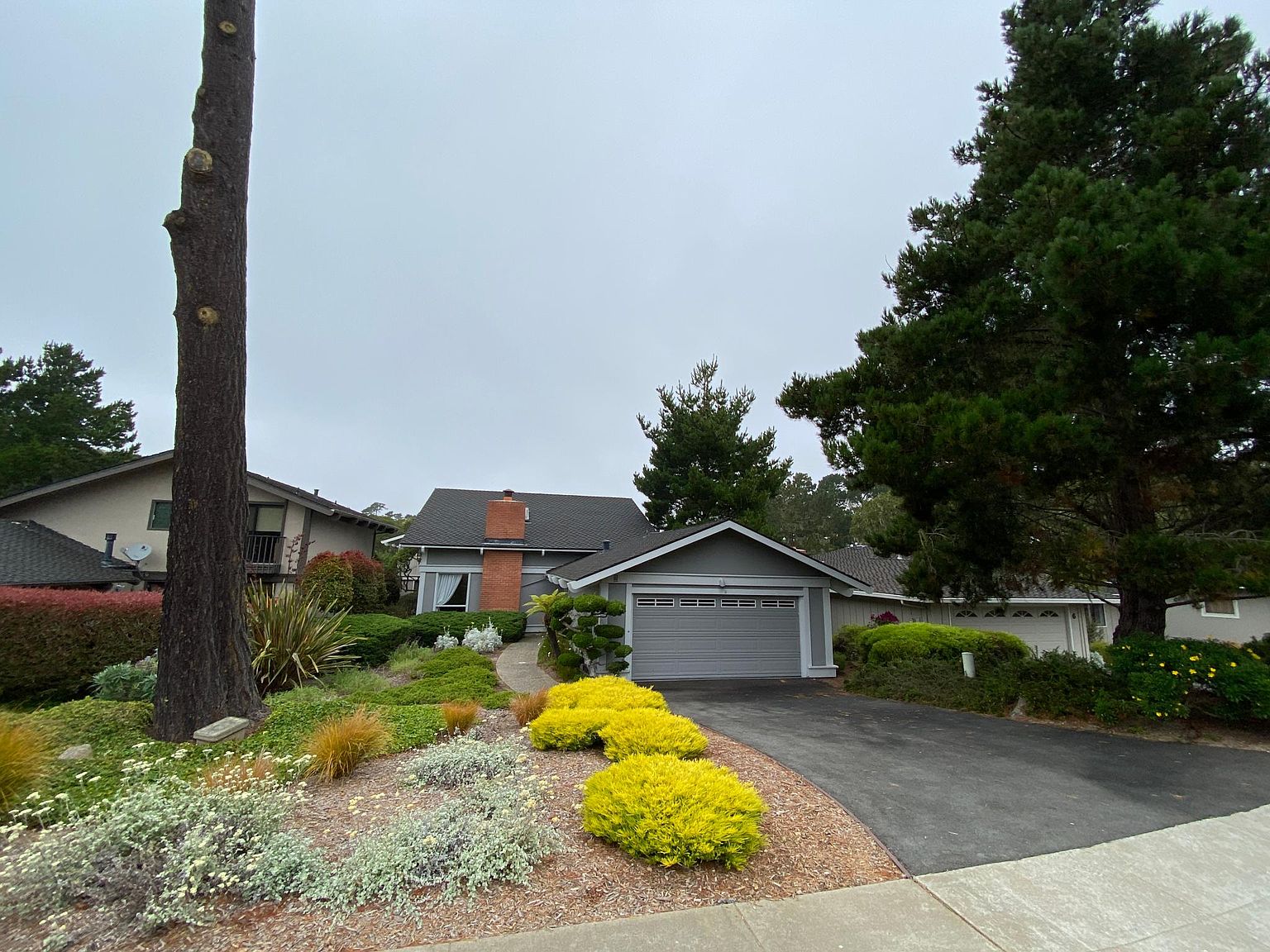 5 Country Club Gate, Pacific Grove, CA 93950 | Zillow