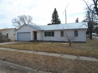 111 Jewett Ave, Dunning, NE 68833