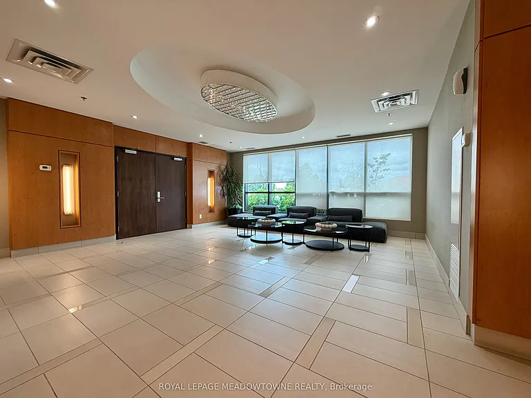 840 Queens Plate Dr #1601 — Photo 13