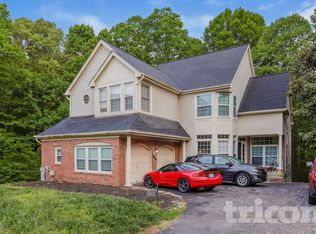 16002 Pennsbury Dr, Bowie, MD 20716