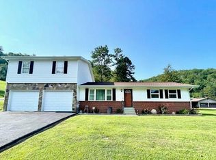 1978 Abbott Creek Rd, Prestonsburg, KY 41653