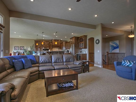 5th image of 5522 N 165th St
