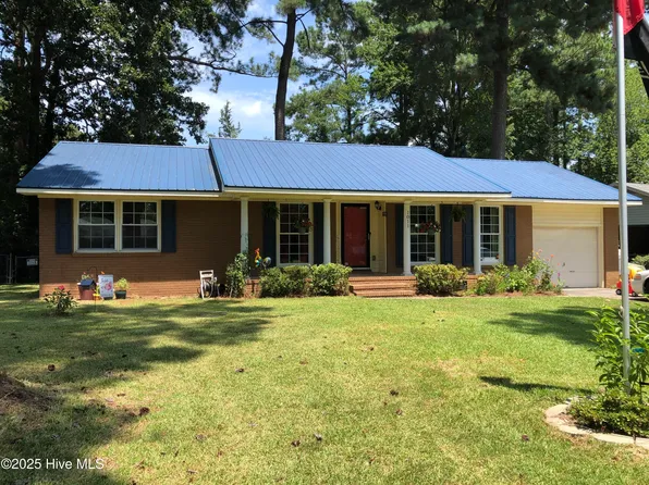 1011 Plymouth Drive, New Bern, NC 28562