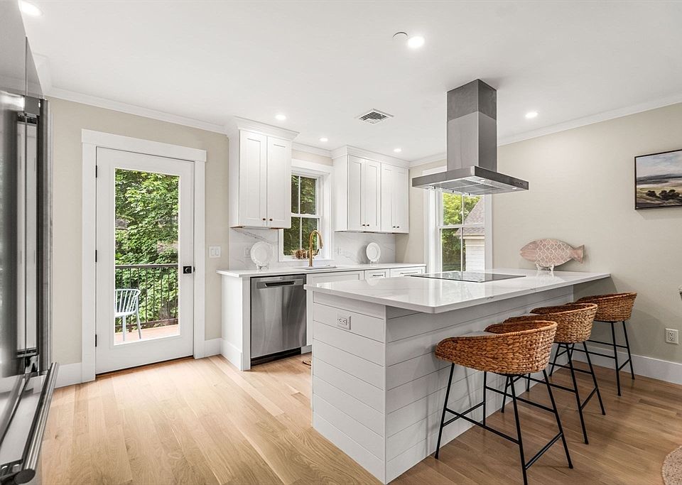 1st image of 101B Market St #B