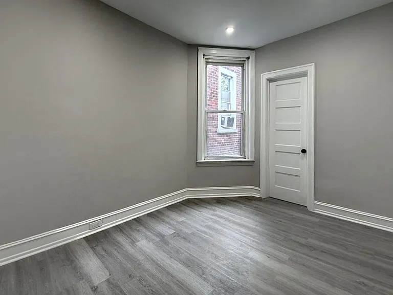 1731 N Redfield St — Photo 3