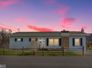 189 S Funk St, Strasburg, VA 22657