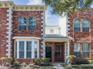 262 Legends Dr, Lewisville, TX 75057