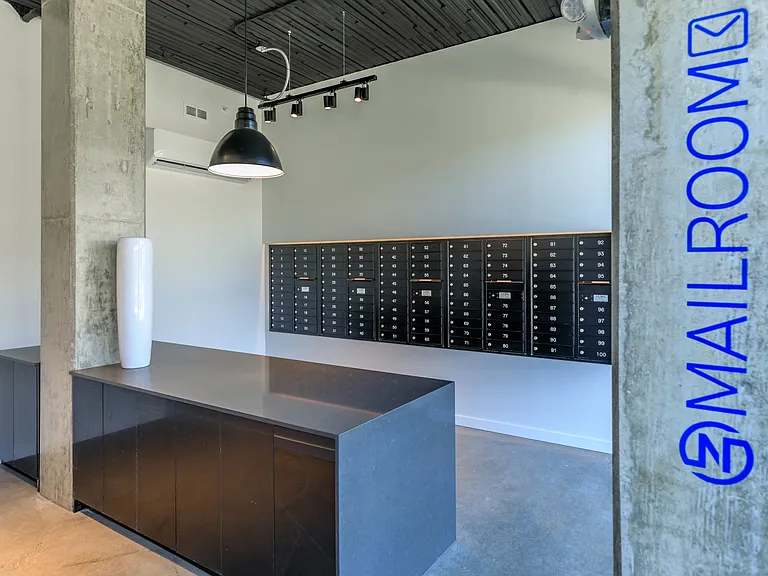 Napoleon Apartment Homes — Photo 17