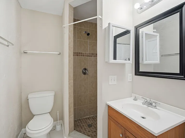 1283 Palm St #C — Photo 13