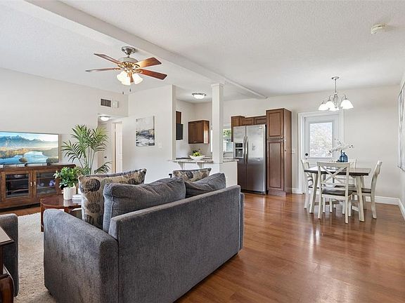 3rd image of 1100 WURST ROAD