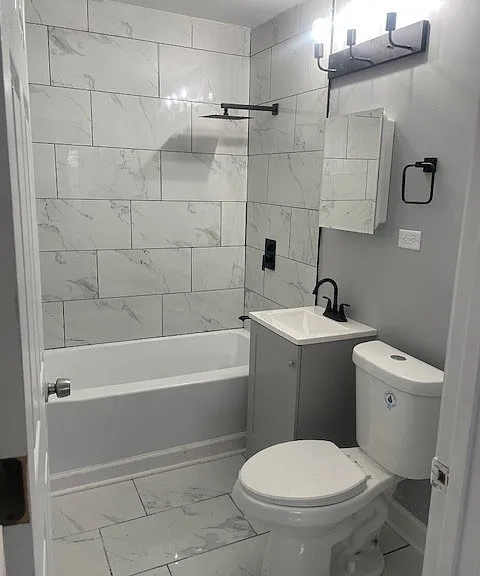 1531 S Kenneth Ave #1 — Photo 1