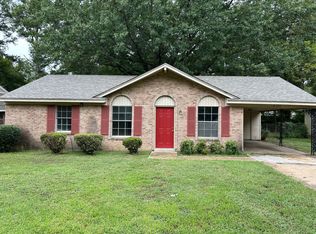 8105 Elmbrook Dr, Southaven, MS 38671