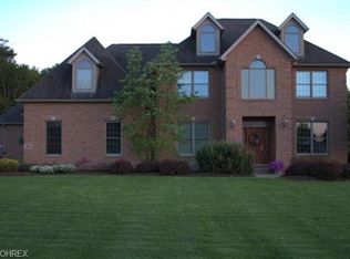 1260 Hunt Club Dr, Wooster, OH 44691