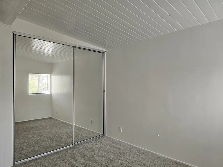 734 Embarcadero Del Mar #X — Photo 2