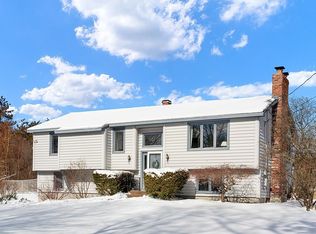 41 Old Auburn Rd, Derry, NH 03038