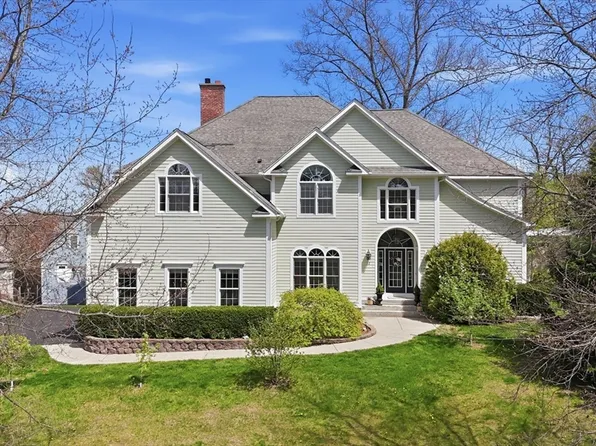 12 White Pine Rd, Amherst, MA 01002