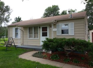 1042 Fox Ave, Evansdale, IA 50707