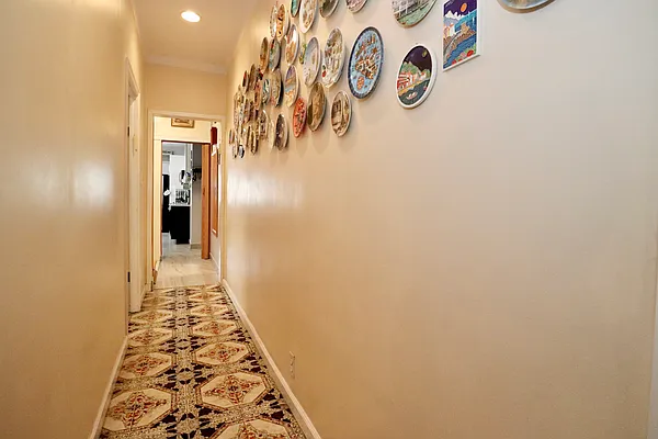 Sold by Remax Edge | media 6