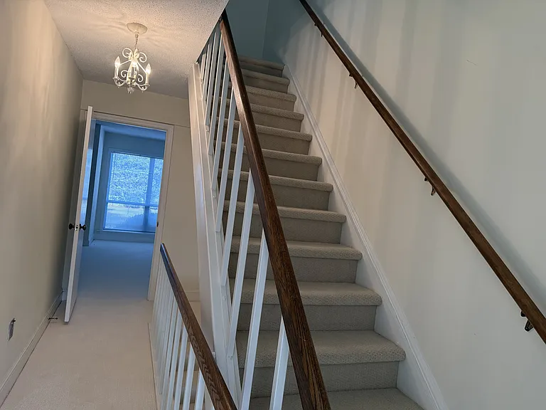 155 Beaufort Ct — Photo 14