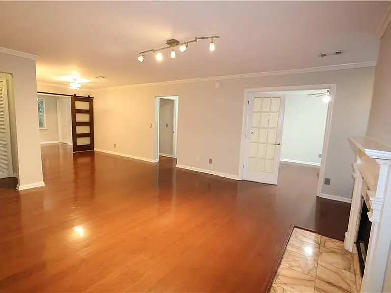 19 Brittany Way NE — Photo 4