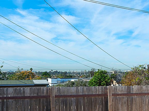 4th image of 5521 Encina Dr