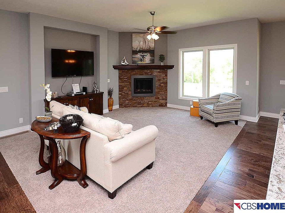 1st image of 10920 S 175th Ave
