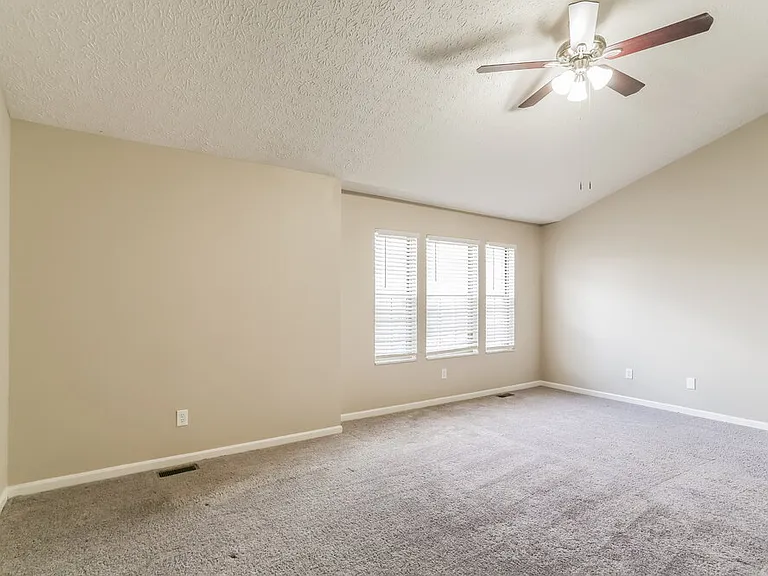 5815 Castleknock Rd — Photo 11