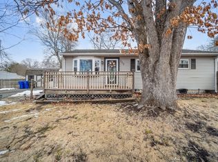 315 Newhouse St, Springfield, MA 01118