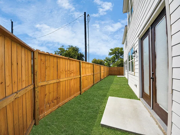 4133 E Toliver St — Photo 41