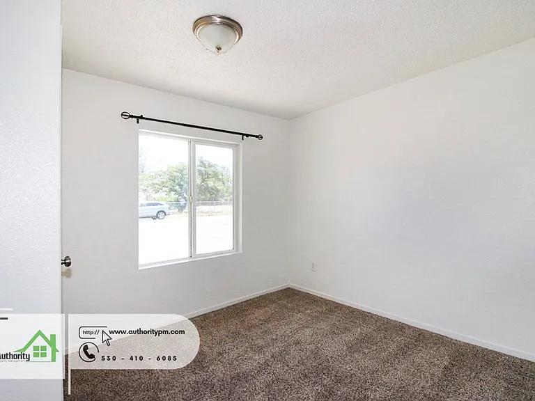 5410 Happy Valley Rd #3 — Photo 14