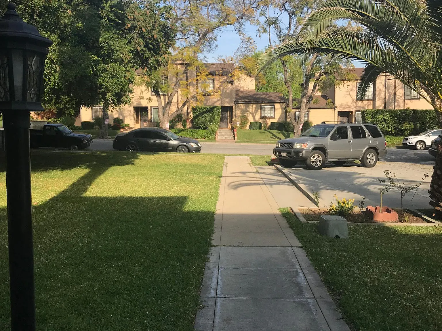 1 bed, 725 sqft, $2,350 — Photo 2
