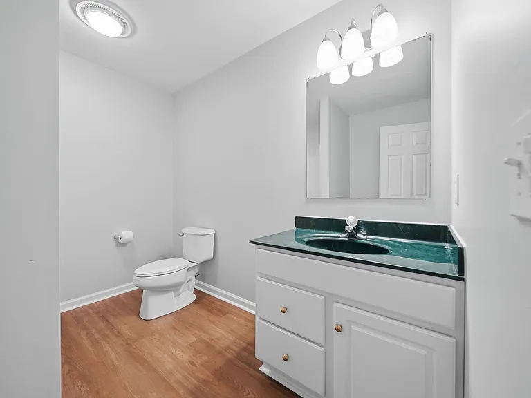 1602 County Home Rd — Photo 14
