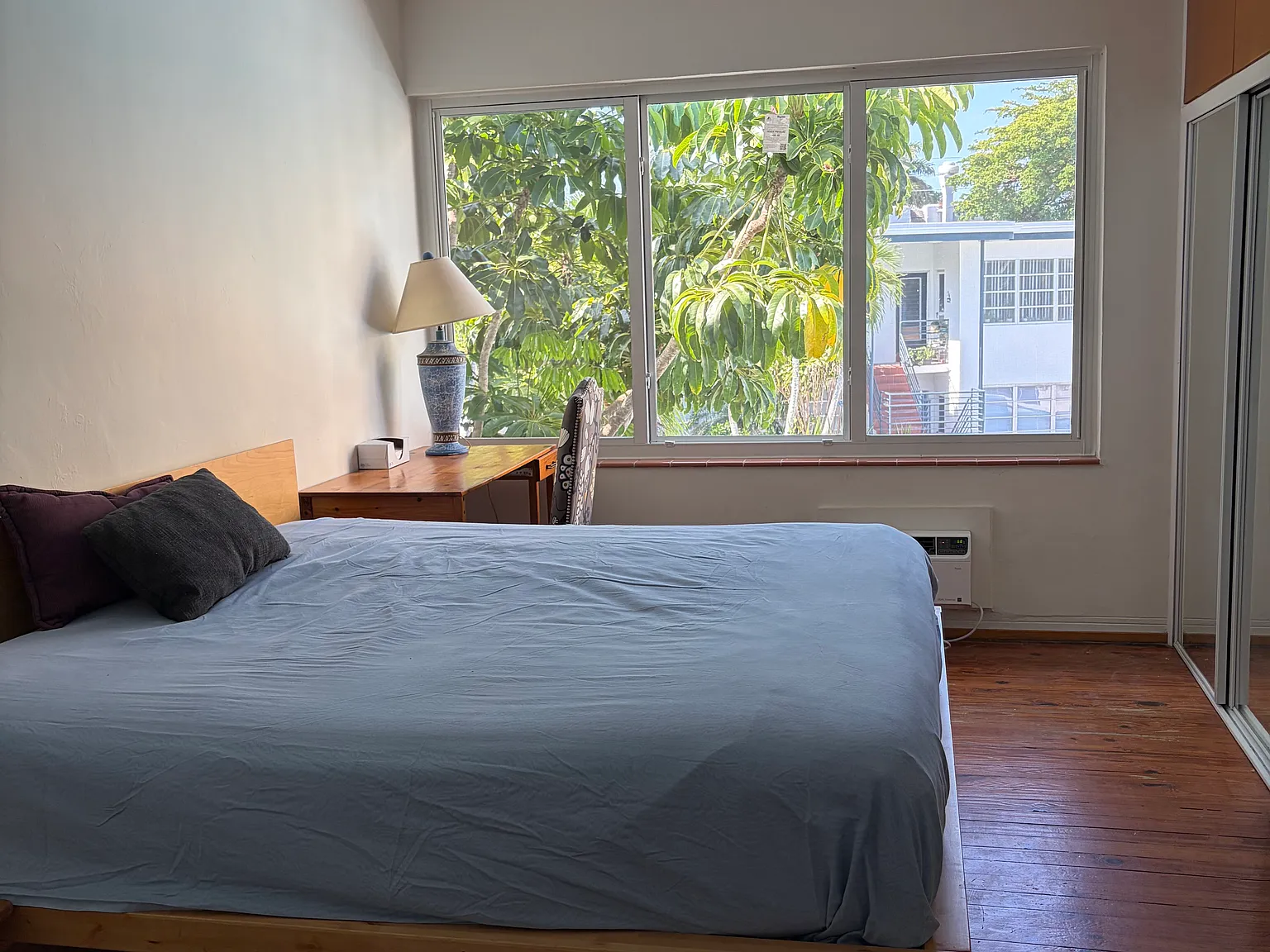 1 bed, 750 sqft, $2,100 — Photo 2