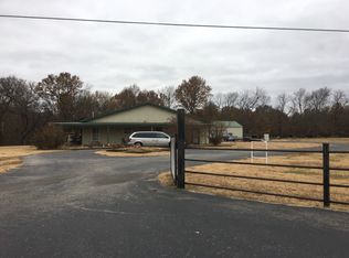9430 E Pecan Ln, Claremore, OK 74019