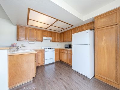 17333 Brookhurst St APT C9, Fountain Valley, CA, 92708