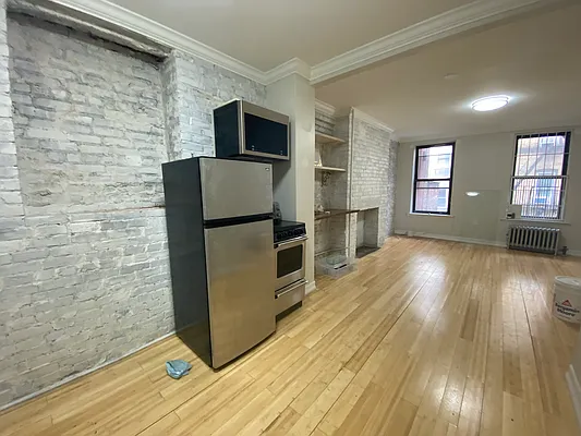 Rented by Oxford Property Group | media 10