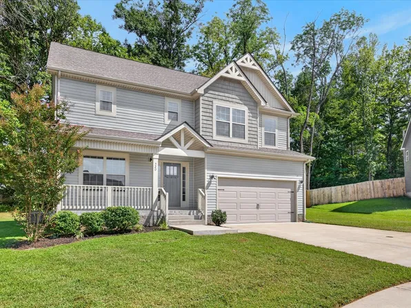 520 Vale Ct, Clarksville, TN 37042