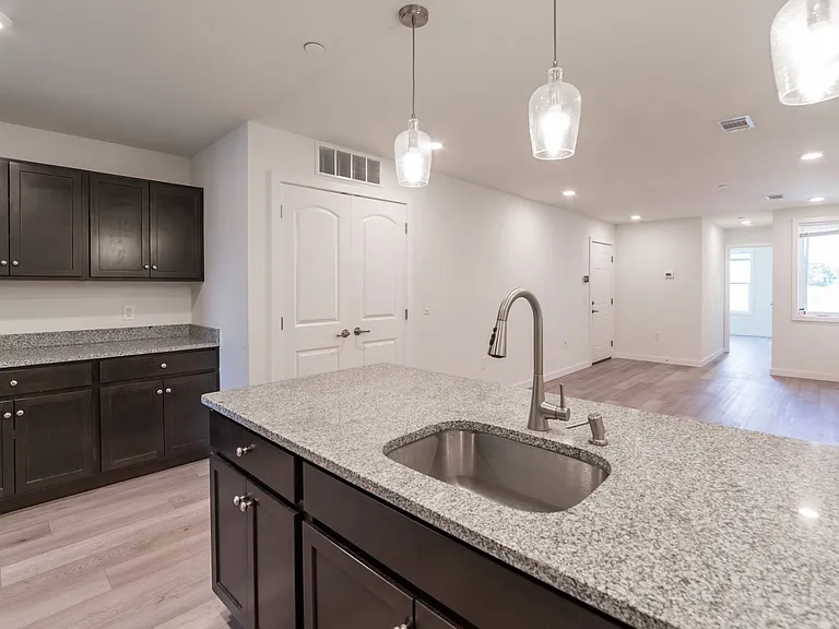 3102 N Broad St — Photo 8
