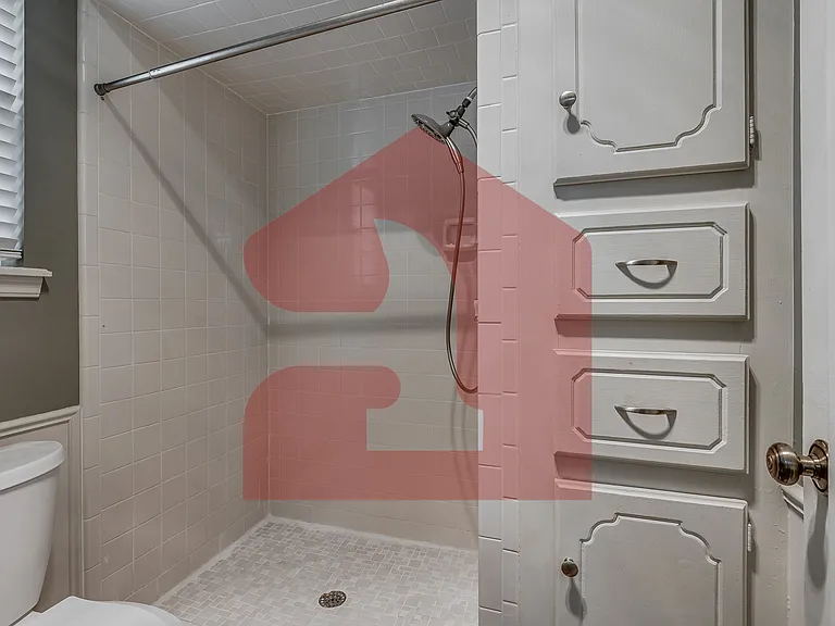 5313 NW 110th St — Photo 36