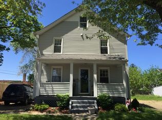 392 E 160th St, Cleveland, OH 44110