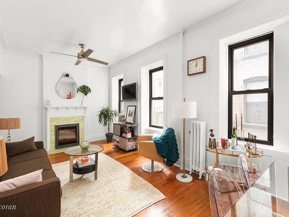 1st image of 210 W 21st St APT 2RW