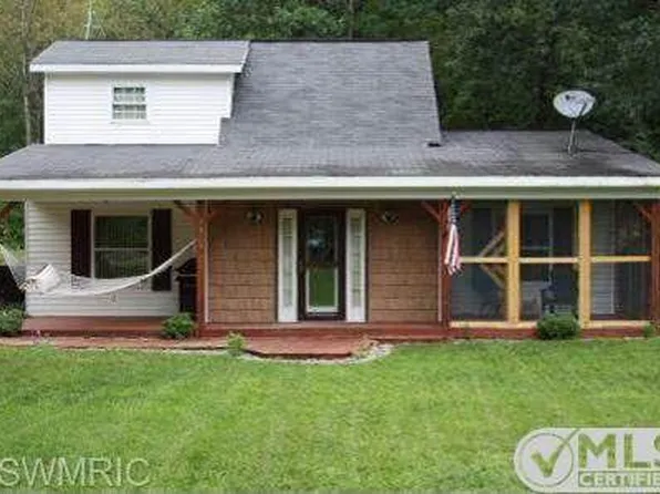 6674 Schmeid Rd, Lakeview, MI 48850
