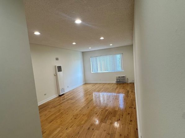 144 - Royal Windsor, 712 E Windsor Rd APT 7, Glendale, CA 91205